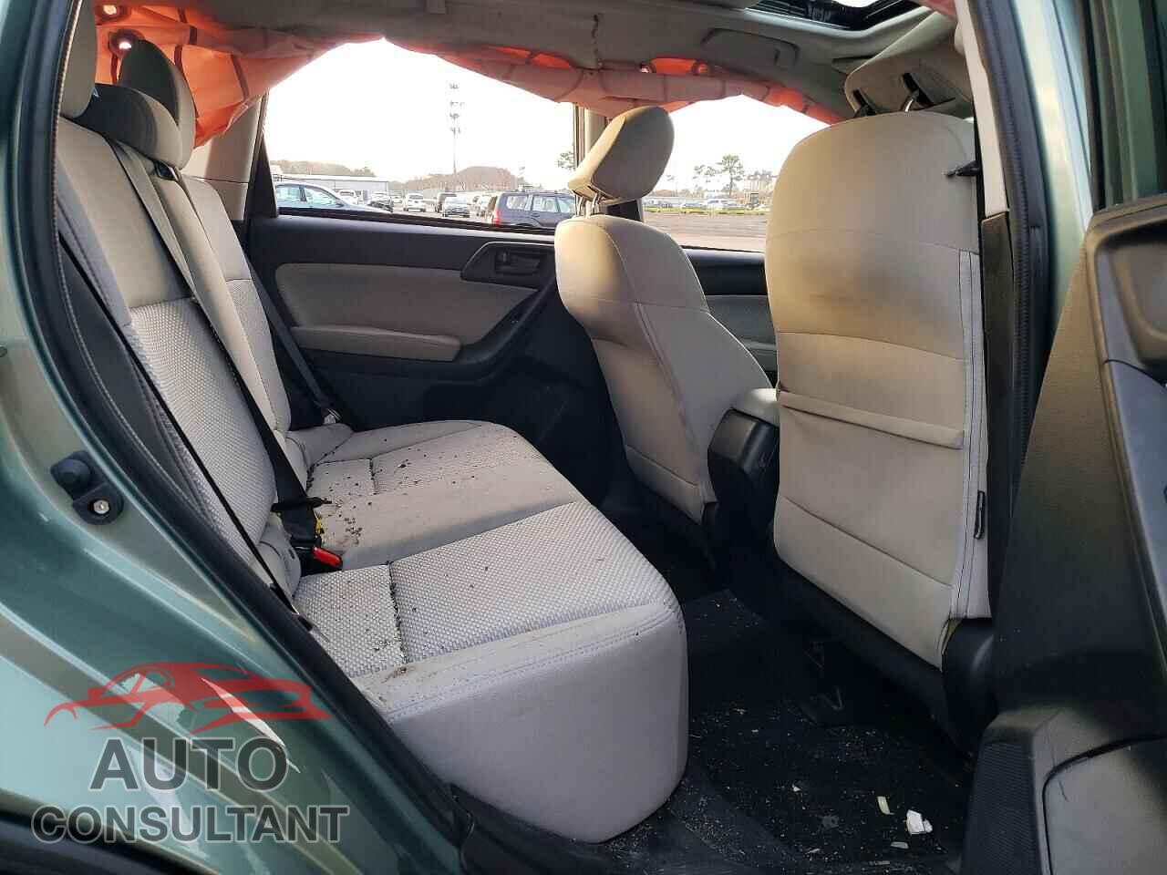 SUBARU FORESTER 2018 - JF2SJAEC0JH532559