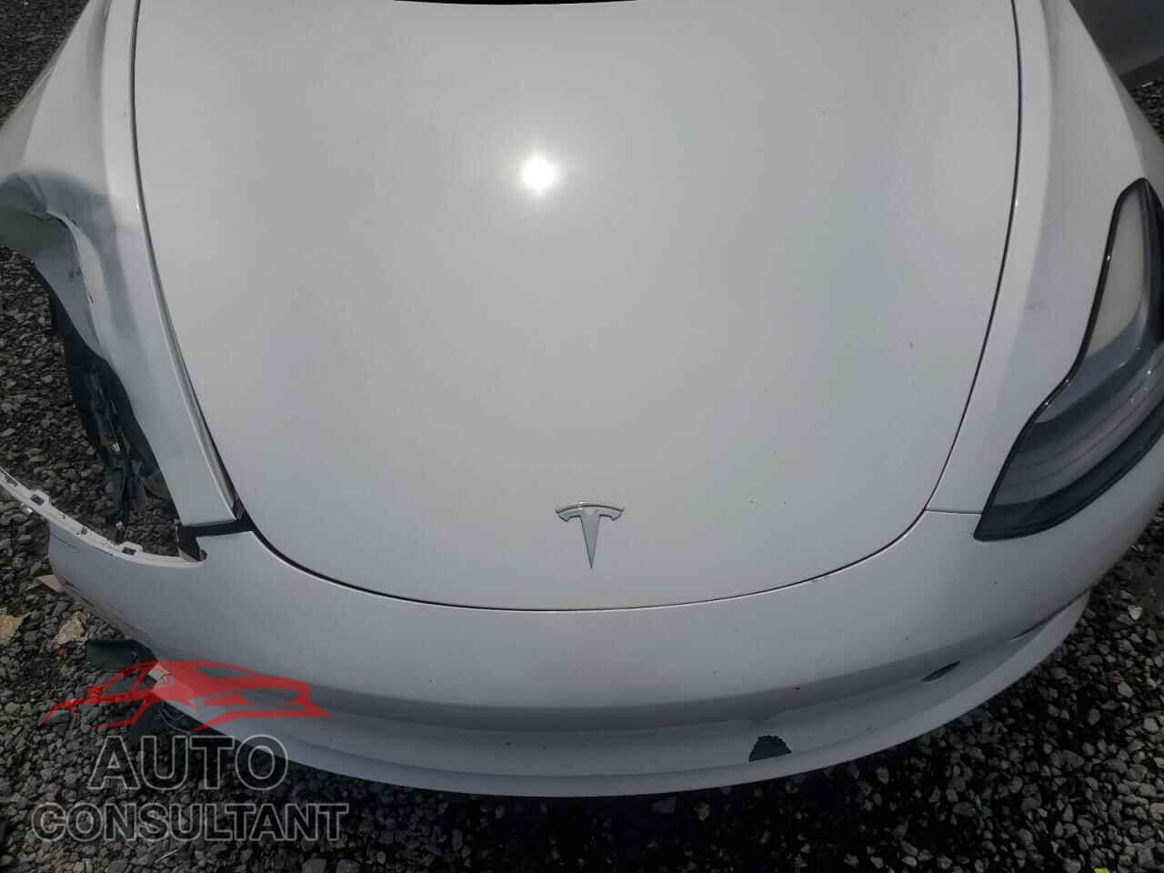 TESLA MODEL 3 2023 - 5YJ3E1EA0PF447672