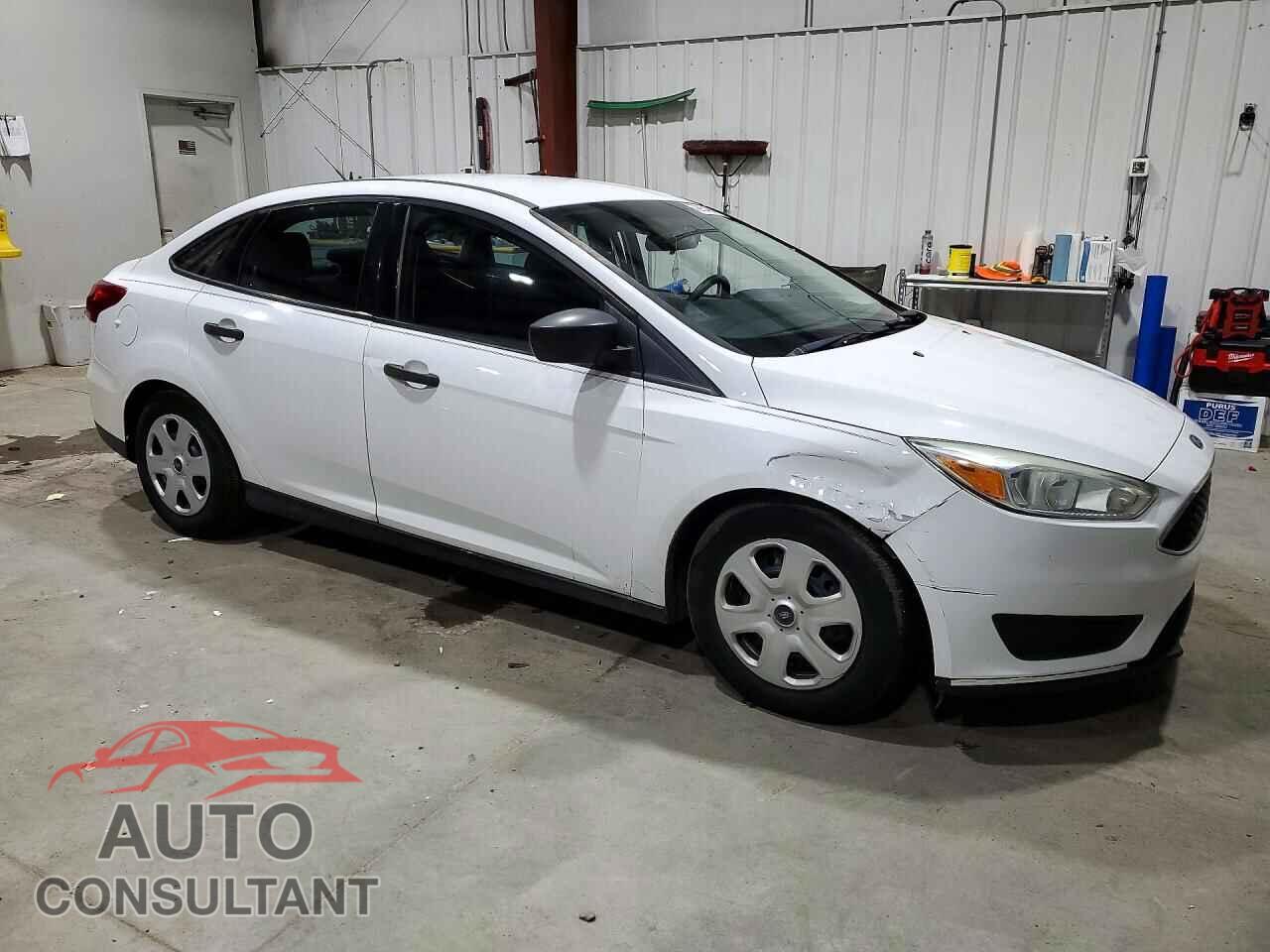 FORD FOCUS 2015 - 1FADP3E23FL315221