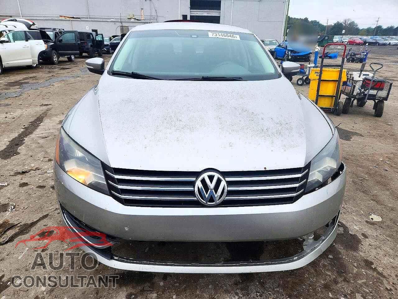 VOLKSWAGEN PASSAT 2013 - 1VWAP7A3XDC061908