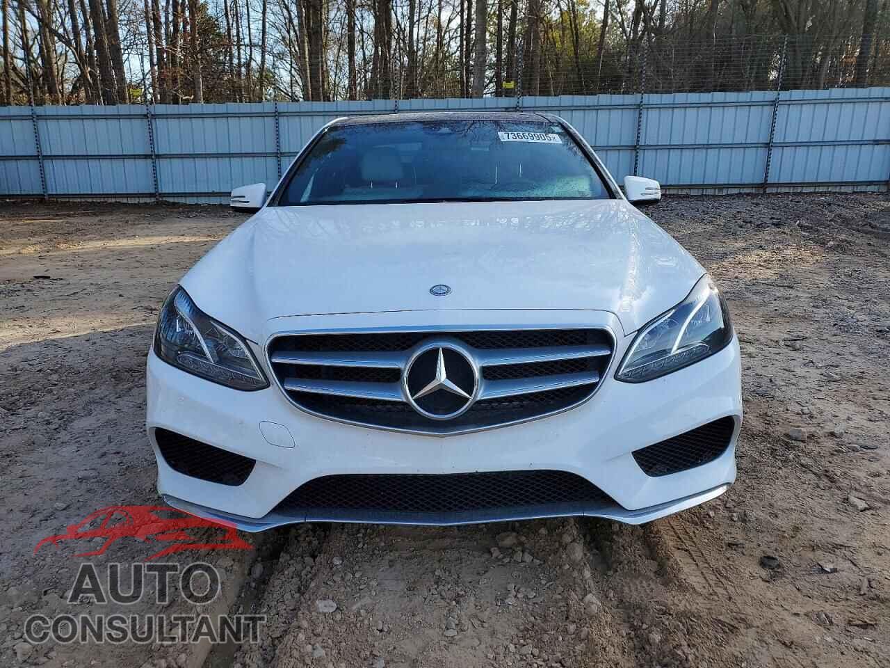 MERCEDES-BENZ E-CLASS 2015 - WDDHF5KBXFB135308