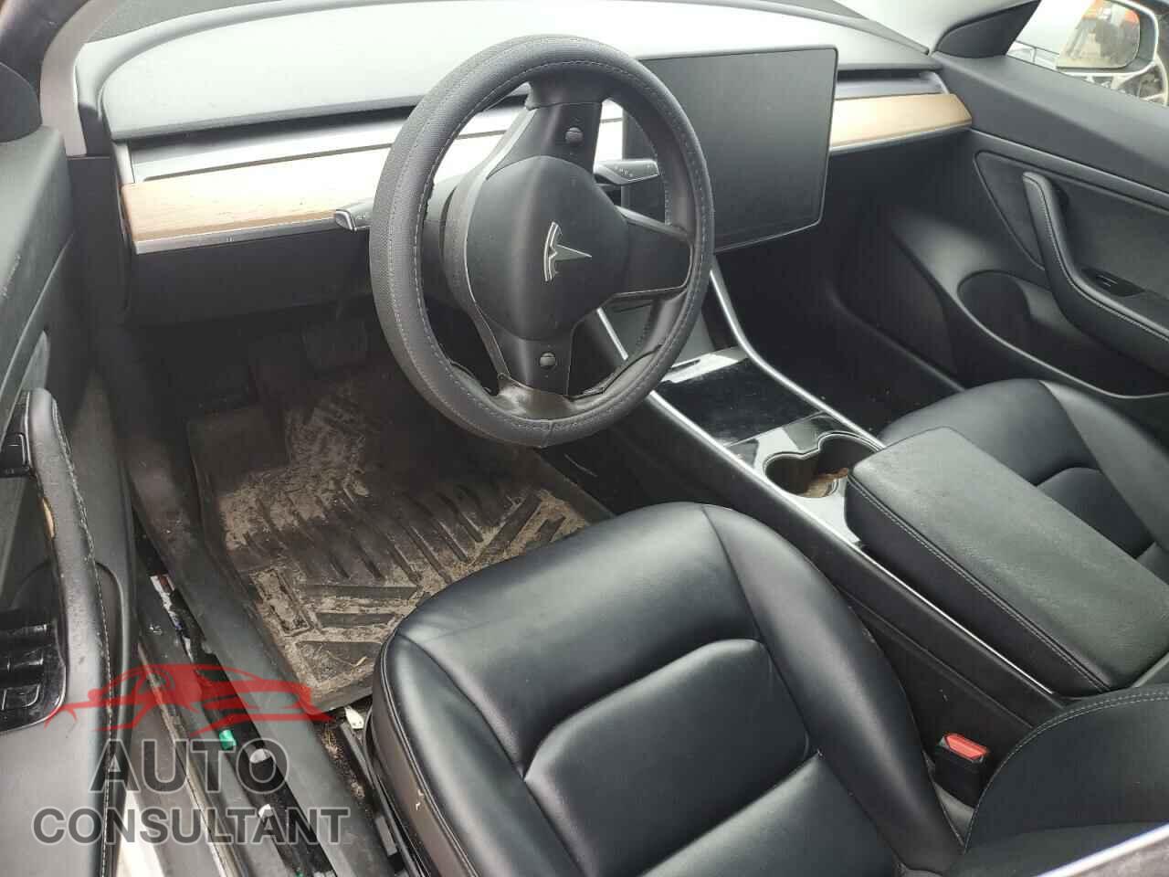 TESLA MODEL 3 2020 - 5YJ3E1EA2LF504772