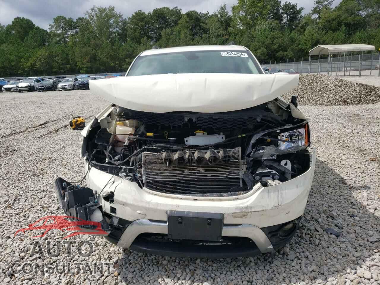 DODGE JOURNEY 2020 - 3C4PDCGB7LT266697