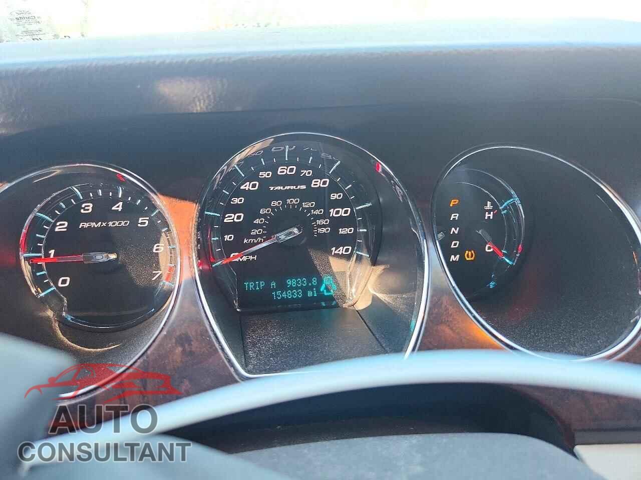 FORD TAURUS 2011 - 1FAHP2FW3BG181844