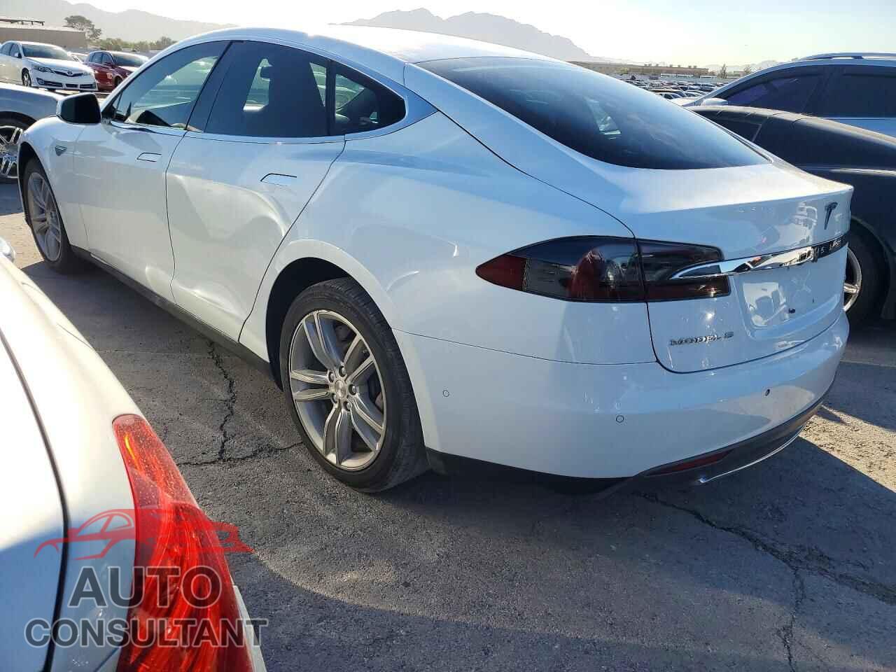 TESLA MODEL S 2014 - 5YJSA1H11EFP68183