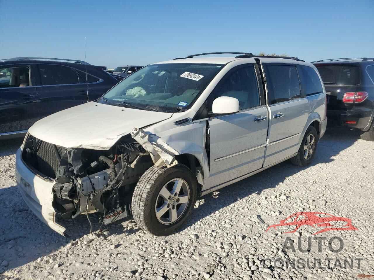 DODGE CARAVAN 2010 - 2D4RN5D11AR100210