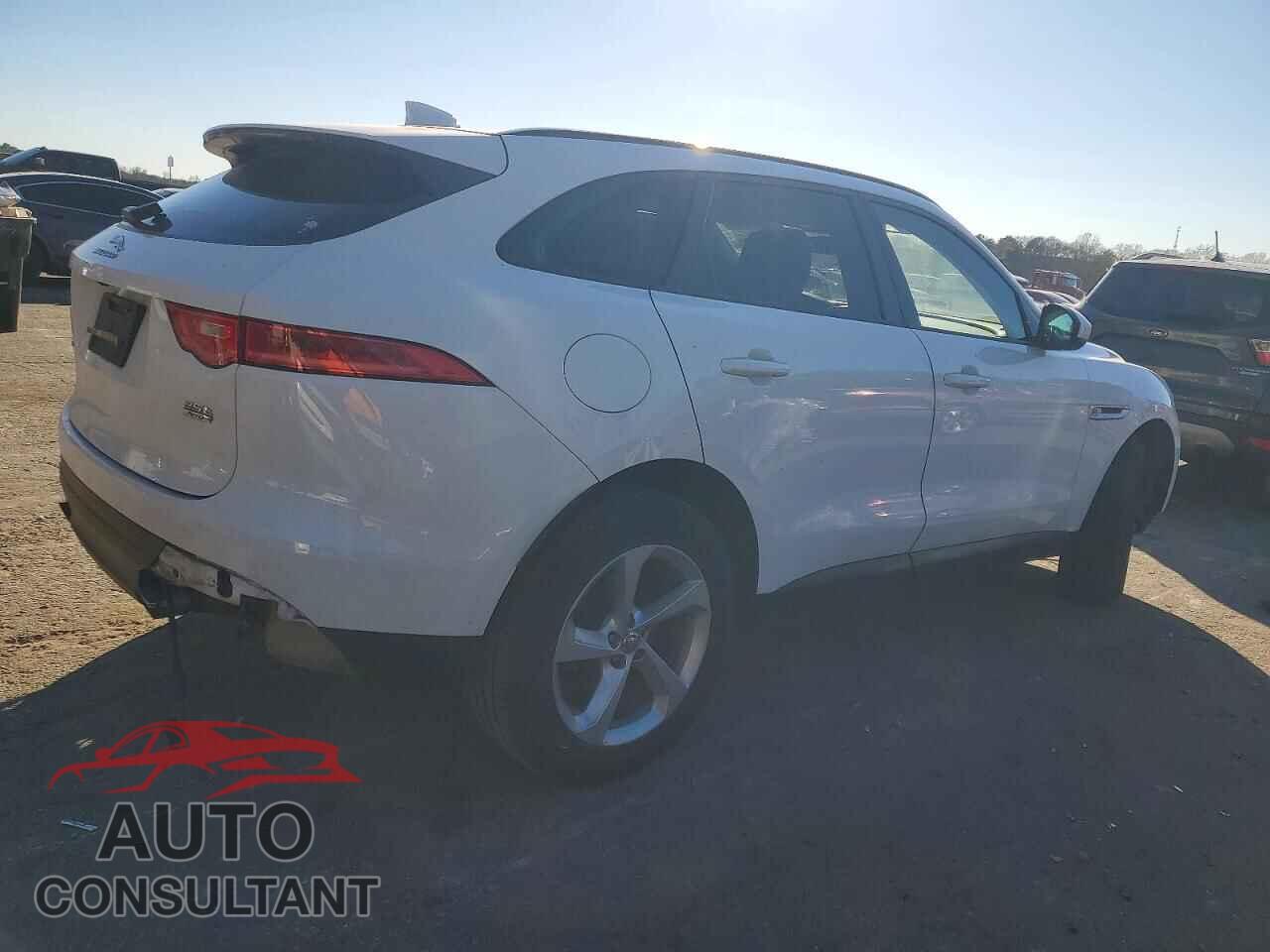 JAGUAR F-PACE 2018 - SADCJ2FX8JA201820