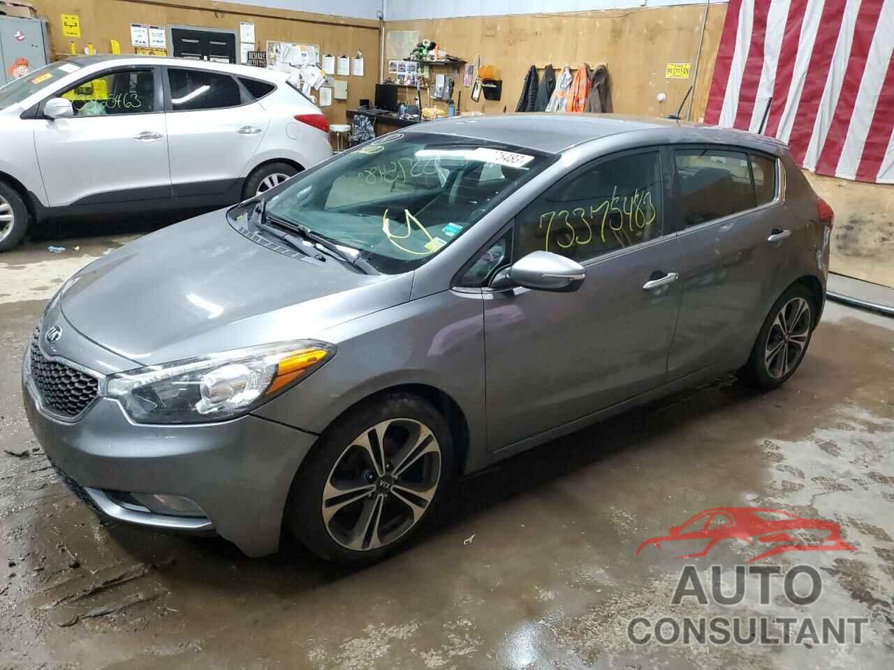 KIA FORTE 2016 - KNAFX5A83G5628331