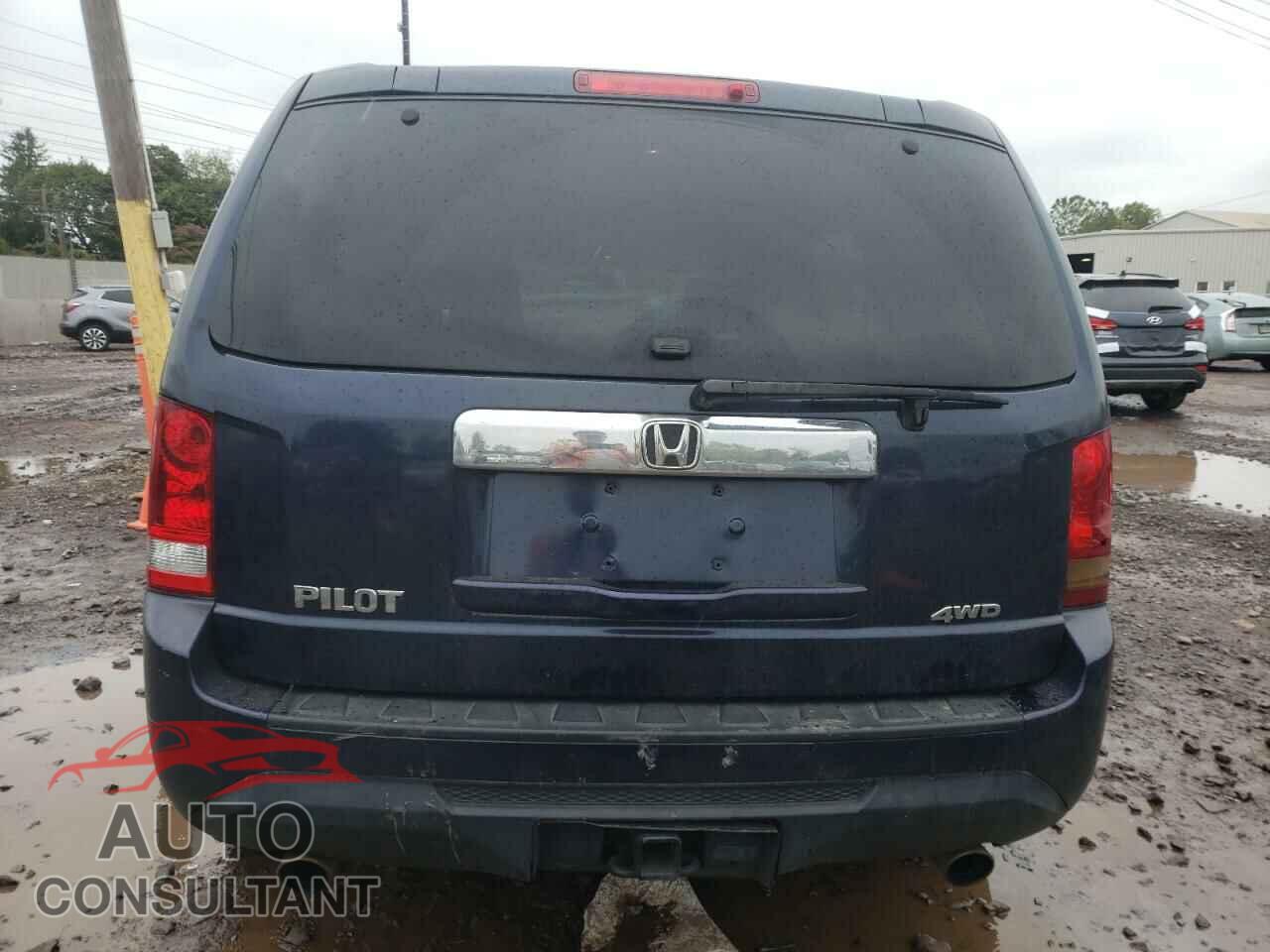 HONDA PILOT 2012 - 5FNYF4H48CB051817