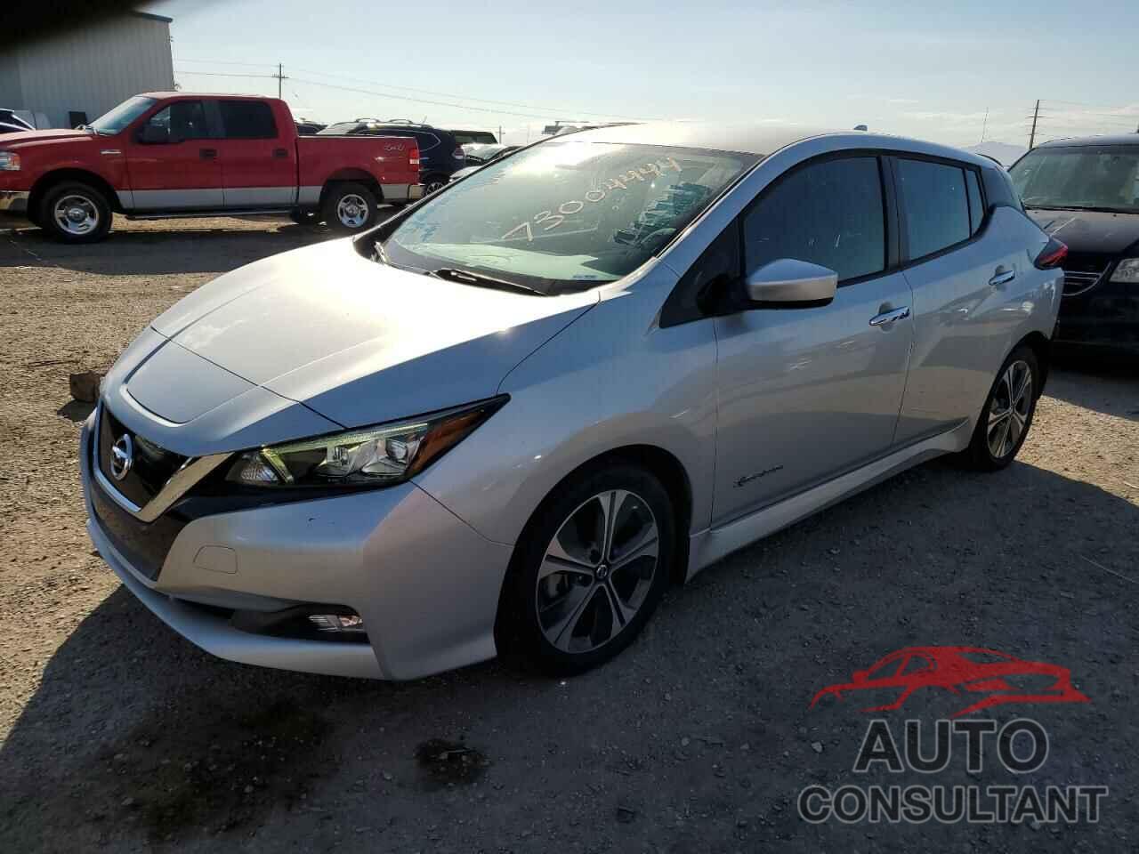 NISSAN LEAF 2018 - 1N4AZ1CP3JC308035