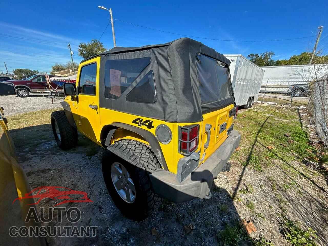 JEEP WRANGLER 2011 - 1J4AA2D17BL526363