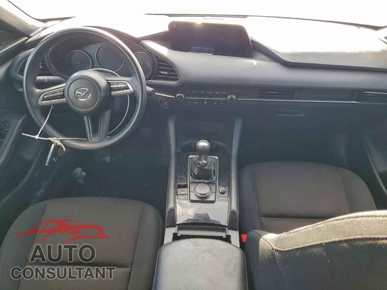 MAZDA 3 2023 - JM1BPAK70P1620209