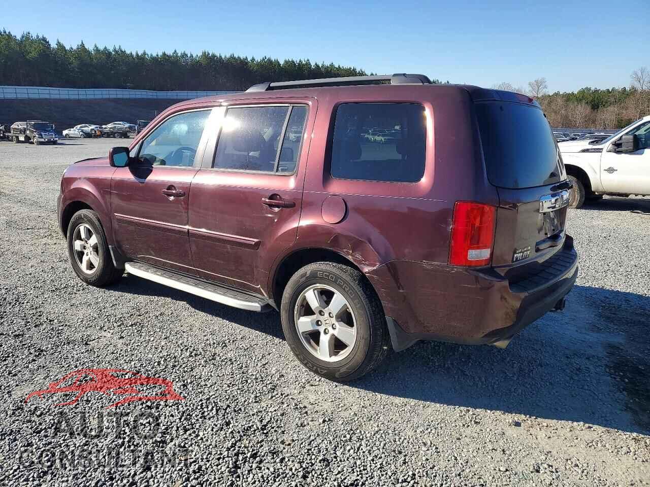 HONDA PILOT 2011 - 5FNYF4H52BB098574