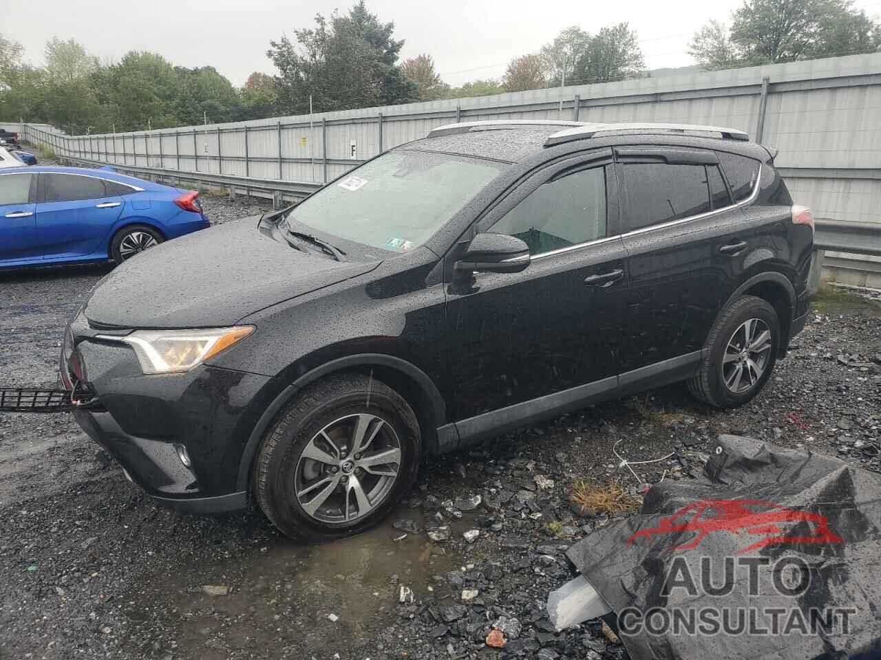 TOYOTA RAV4 2018 - 2T3RFREV2JW758062