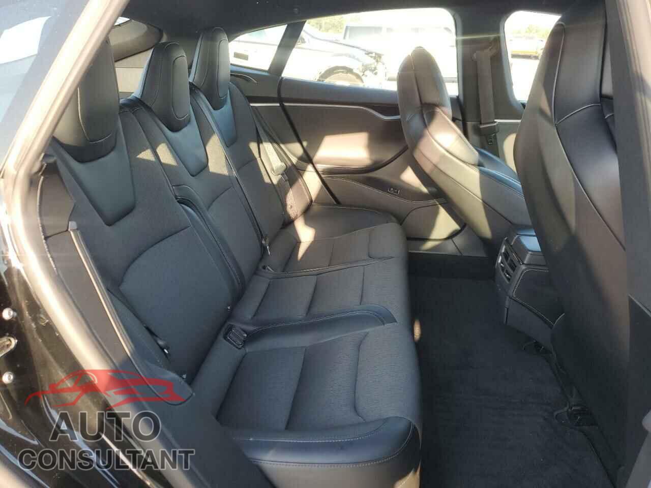 TESLA MODEL S 2018 - 5YJSA1E27JF293565