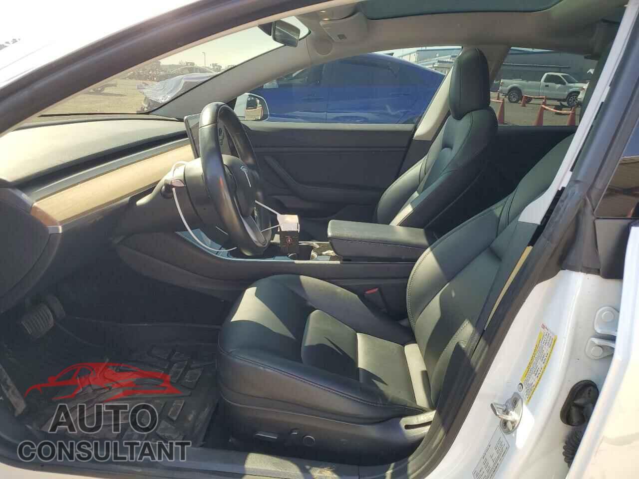 TESLA MODEL 3 2019 - 5YJ3E1EB6KF390105
