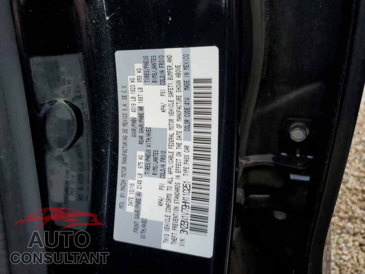 MAZDA 3 2017 - 3MZBN1V79HM110251