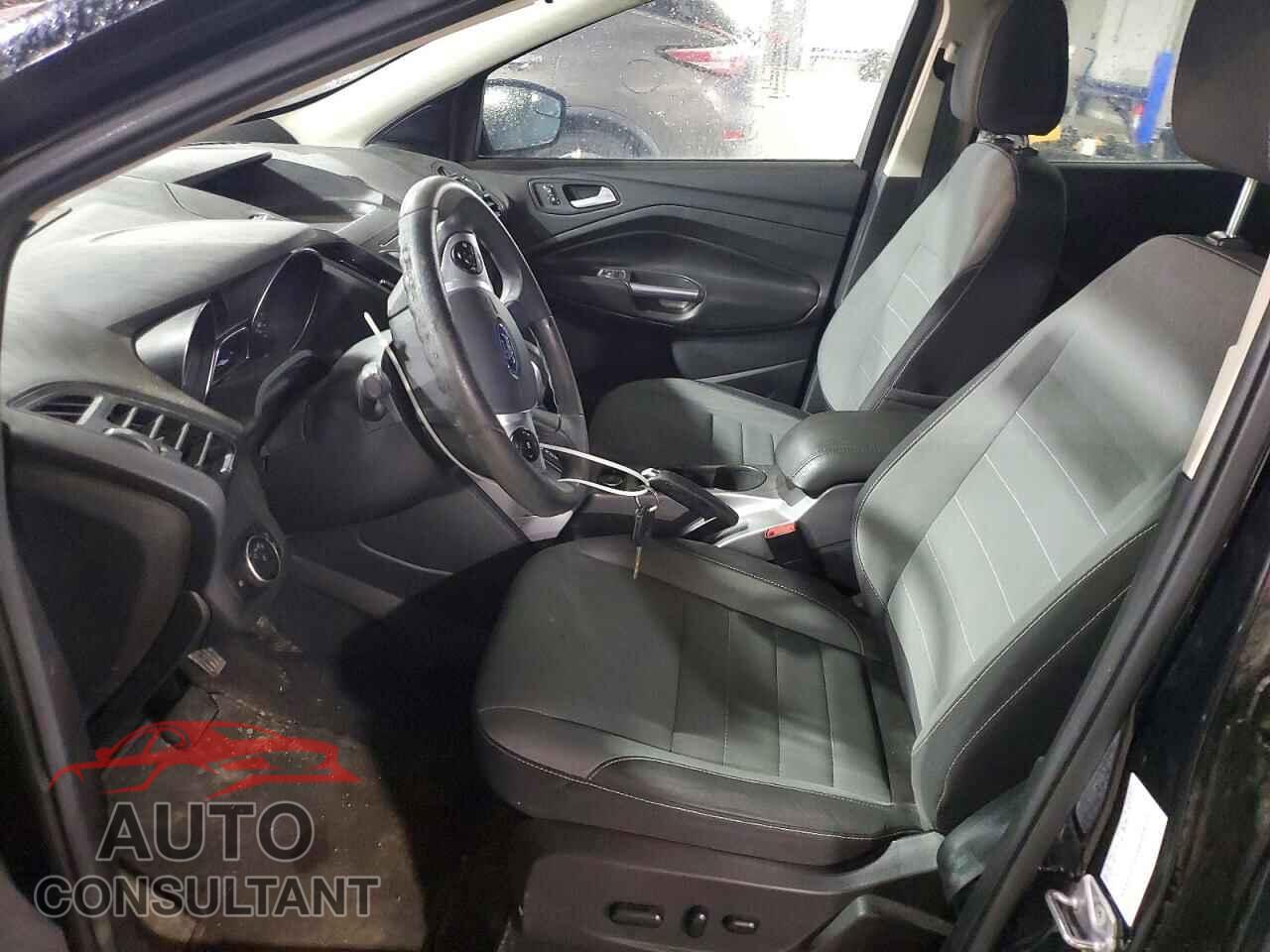 FORD ESCAPE 2016 - 1FMCU9G96GUC45832