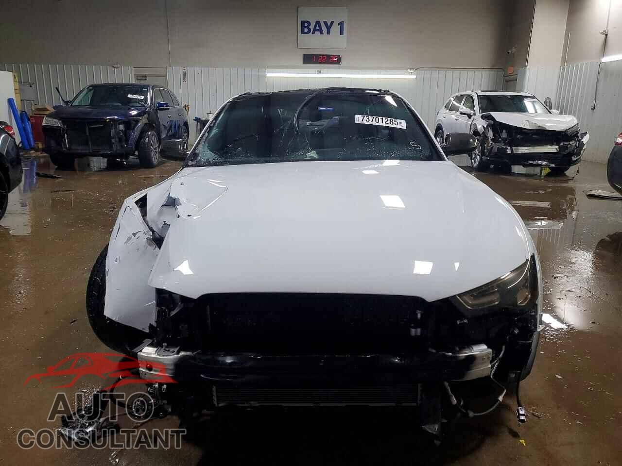 AUDI S5/RS5 2013 - WAUCGAFR0DA011761