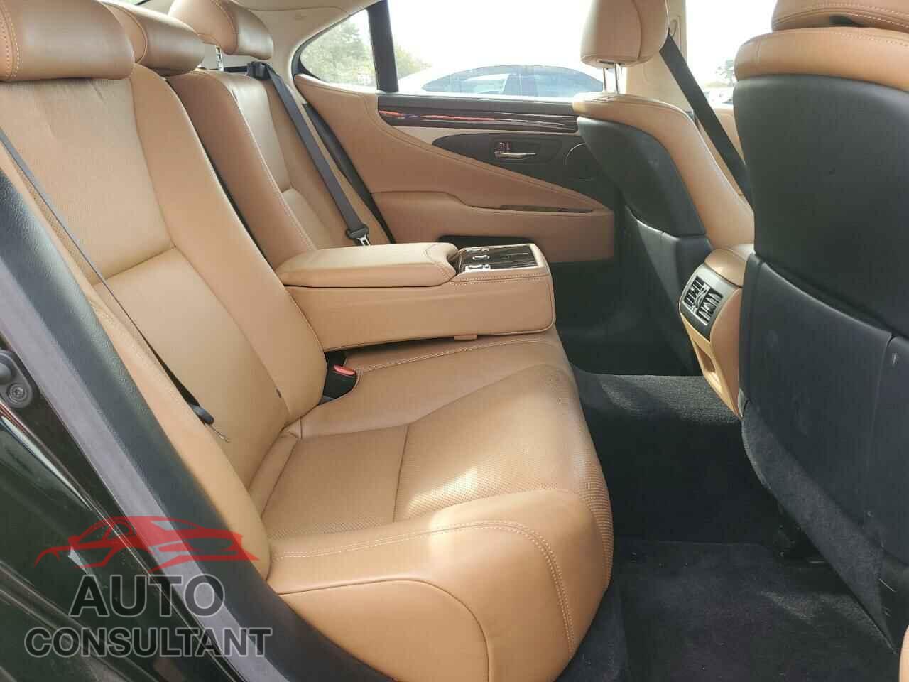 LEXUS LS460 2016 - JTHCL5EF4G5027230