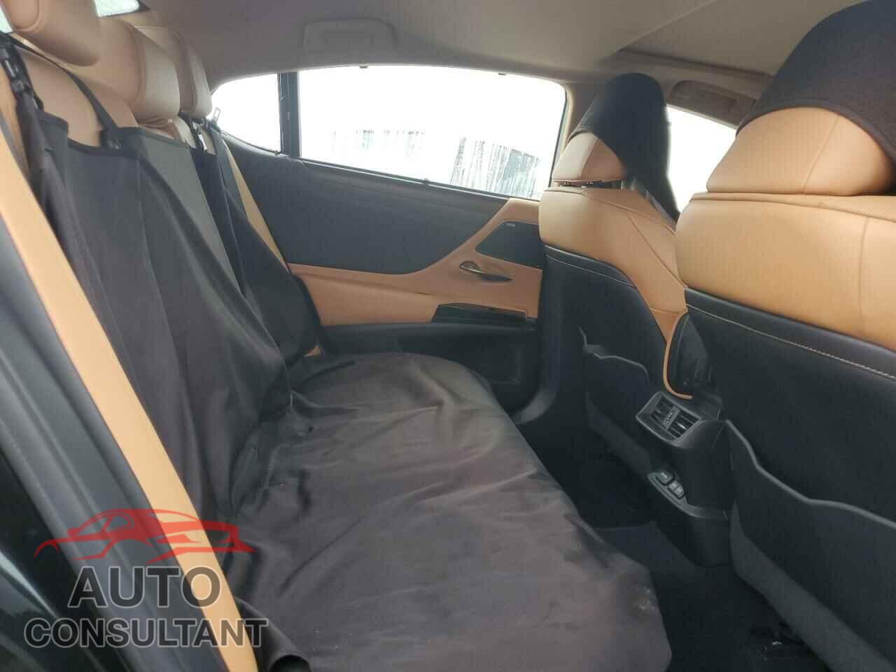 LEXUS ES300 2022 - 58AFA1C19NU014159