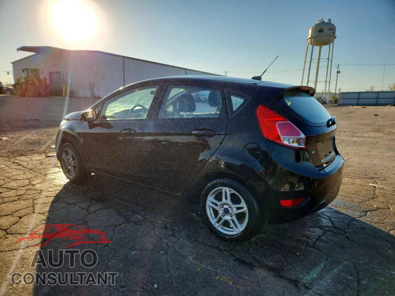 FORD FIESTA 2018 - 3FADP4EJ0JM106085