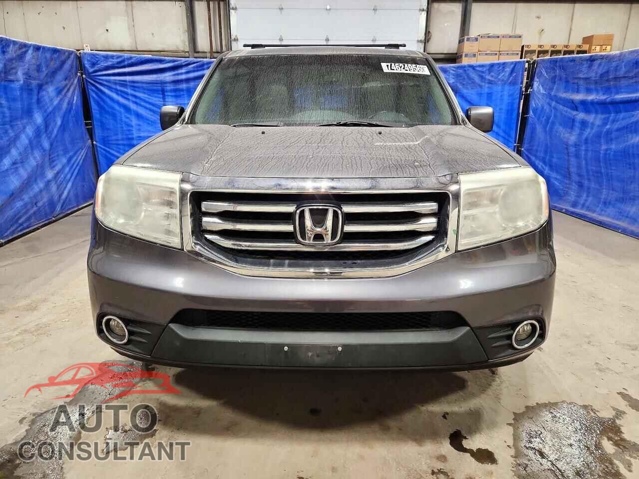 HONDA PILOT 2015 - 5FNYF4H61FB503502