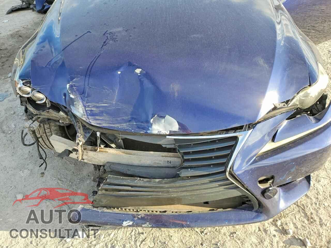 LEXUS IS 2015 - JTHCF1D23F5017821