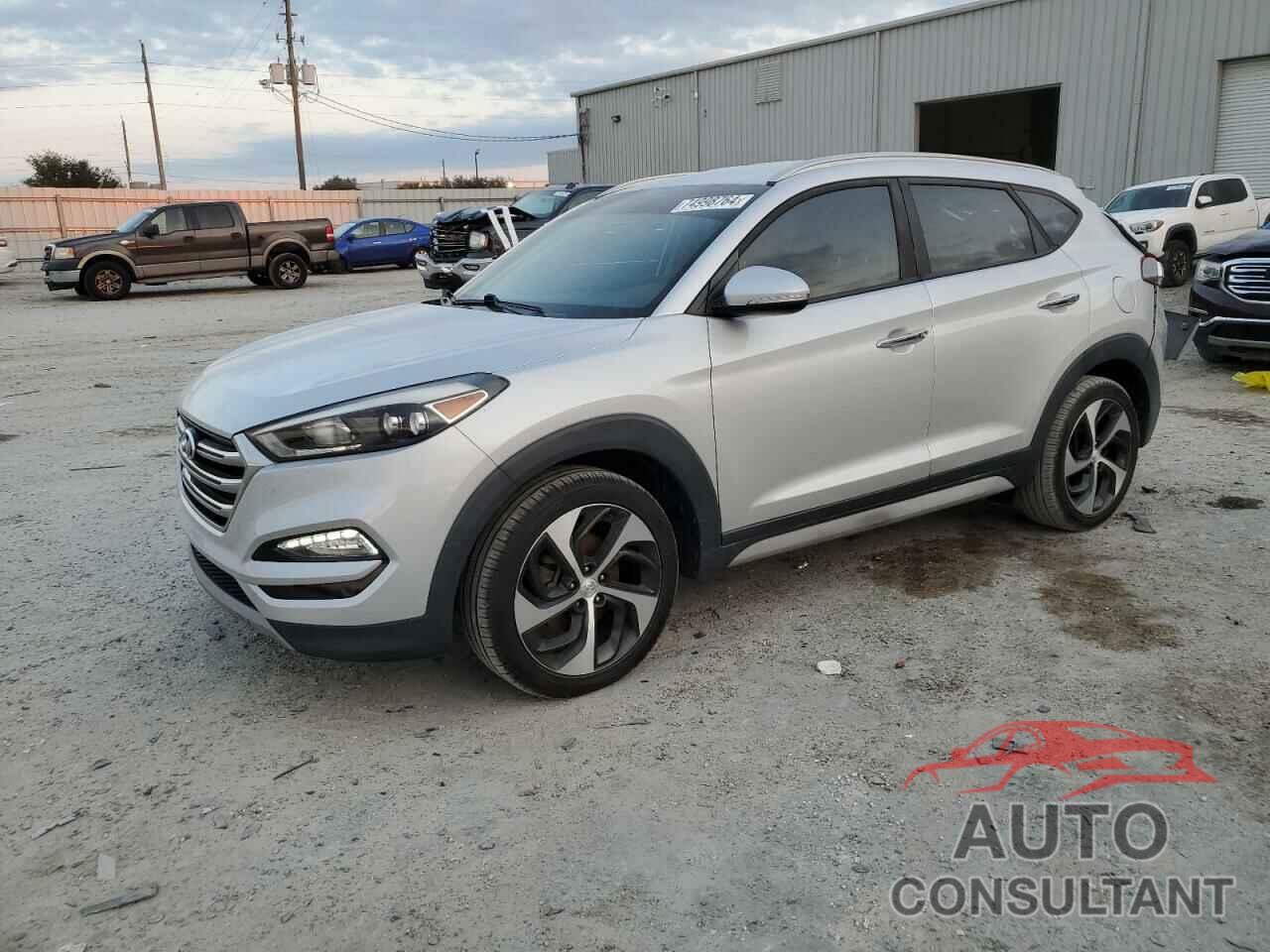 HYUNDAI TUCSON 2017 - KM8J33A25HU587454