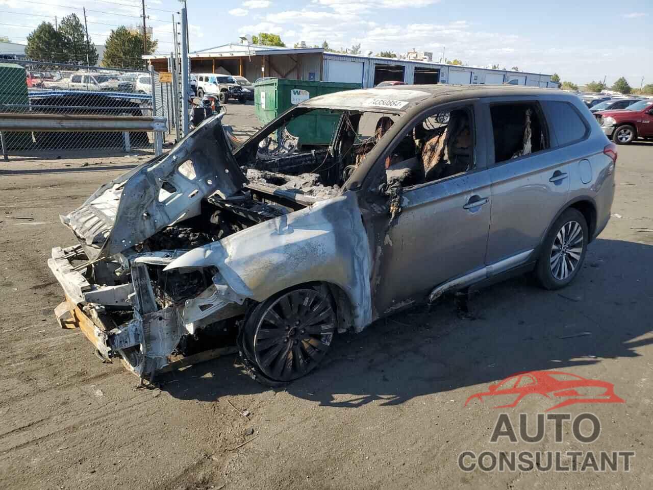 MITSUBISHI OUTLANDER 2019 - JA4AD3A33KZ044277