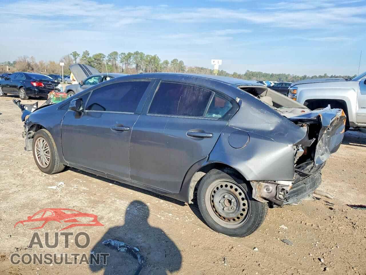 HONDA CIVIC 2012 - 2HGFB2F57CH584174