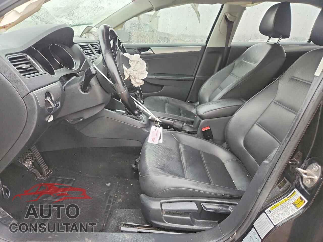 VOLKSWAGEN JETTA 2017 - 3VWDB7AJ9HM401838