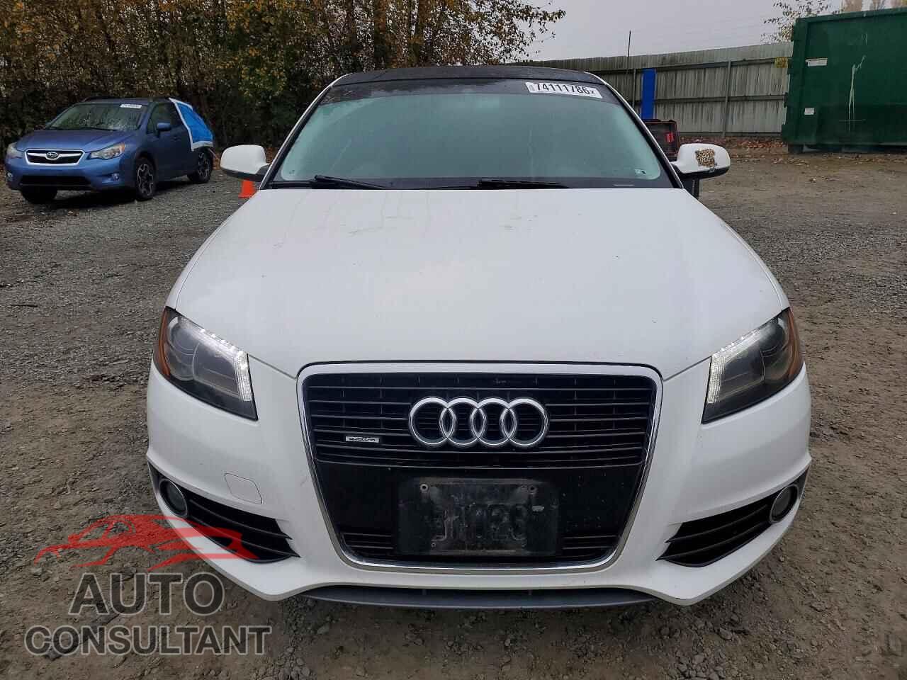AUDI A3 2013 - WAUMFAFM5DA031399