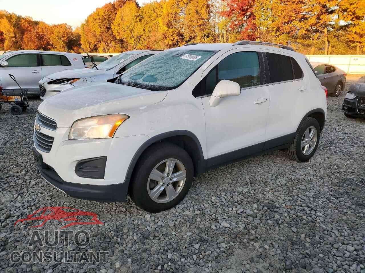 CHEVROLET TRAX 2015 - 3GNCJRSB2FL199763