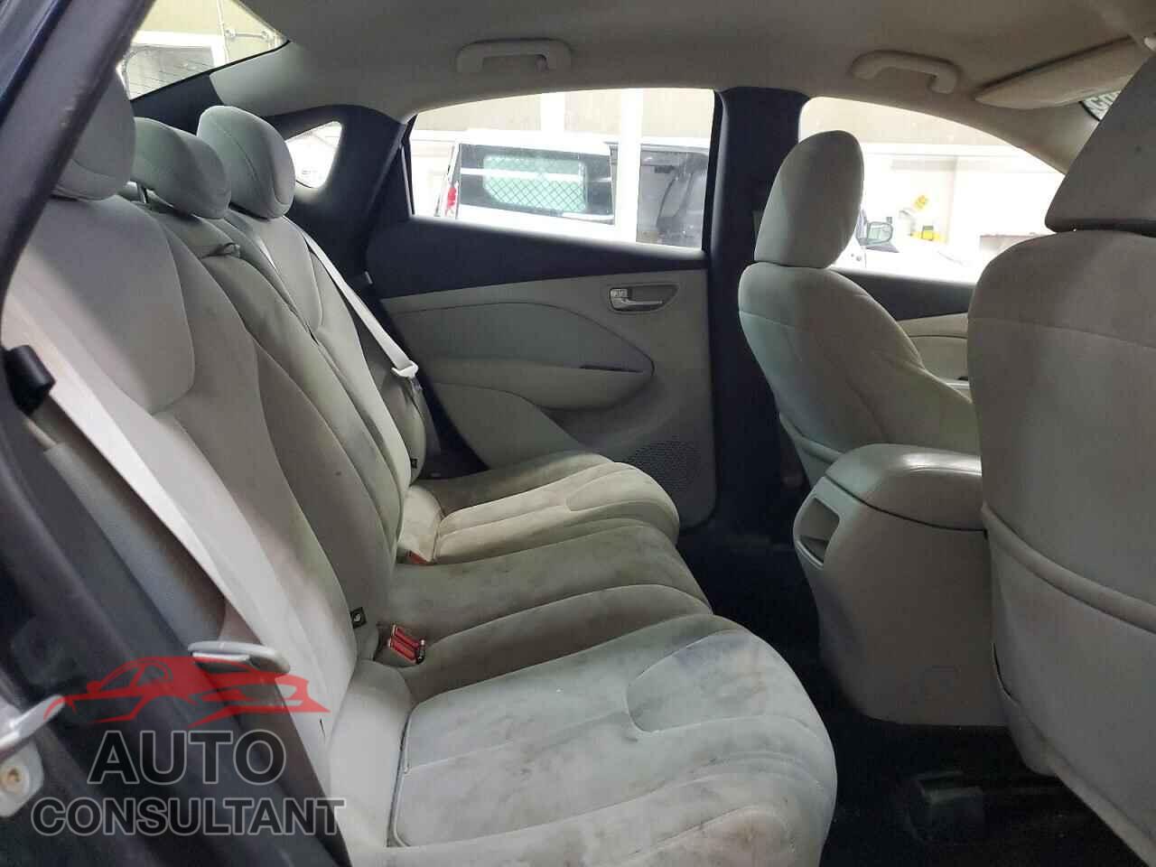 DODGE DART 2013 - 1C3CDFBA3DD136751