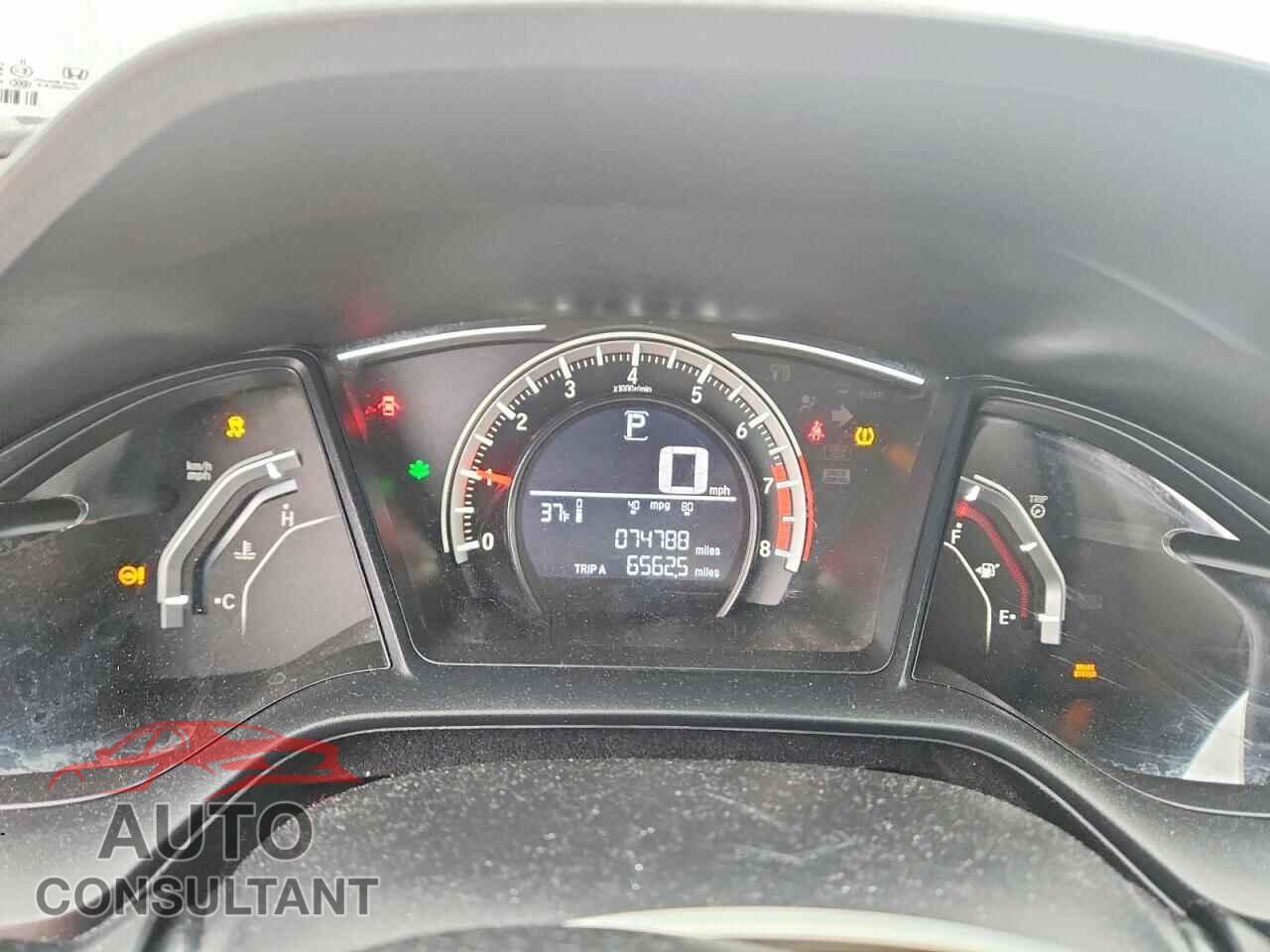 HONDA CIVIC 2018 - 2HGFC4B03JH301351