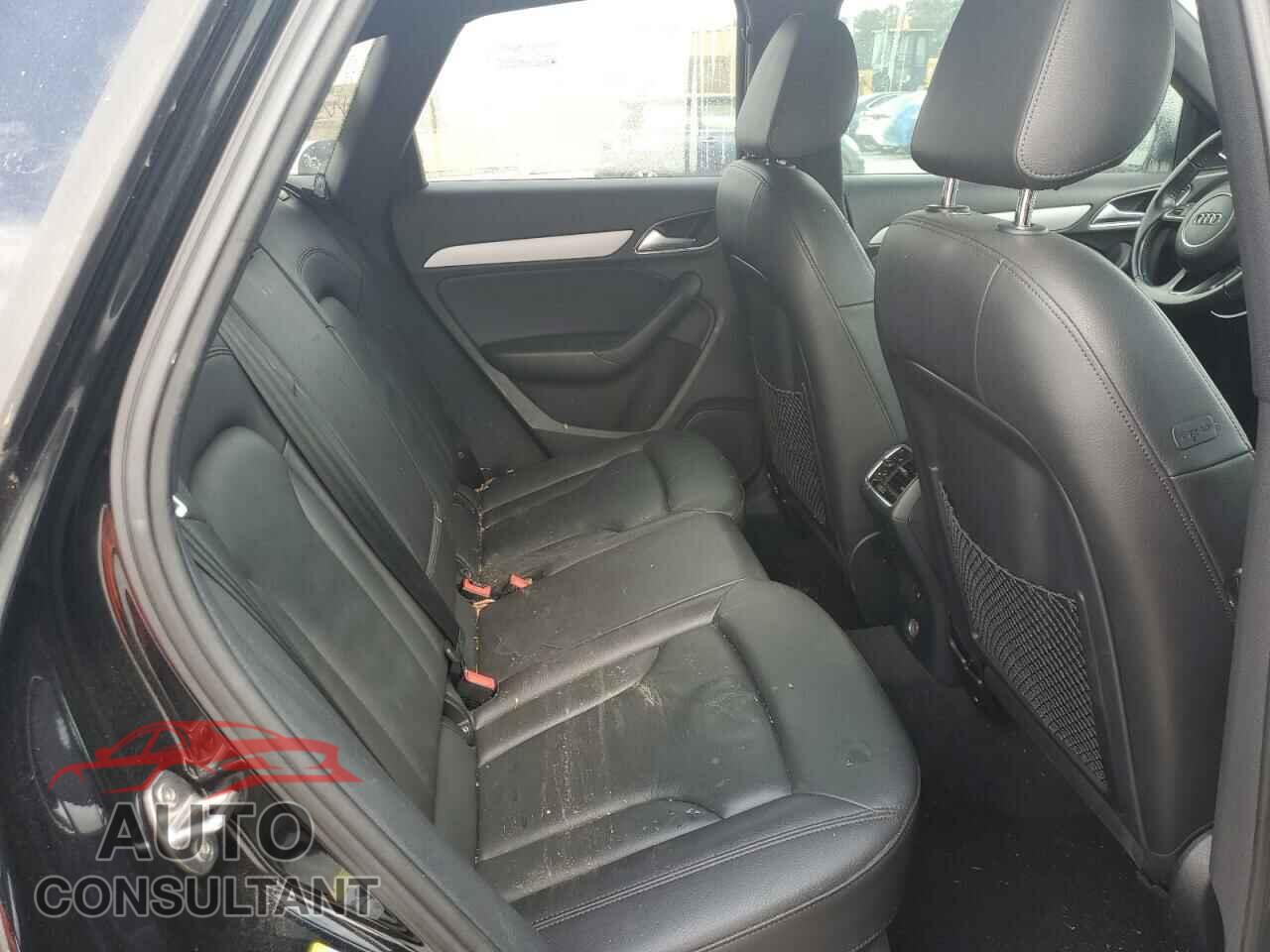 AUDI Q3 2018 - WA1BCCFS7JR011871