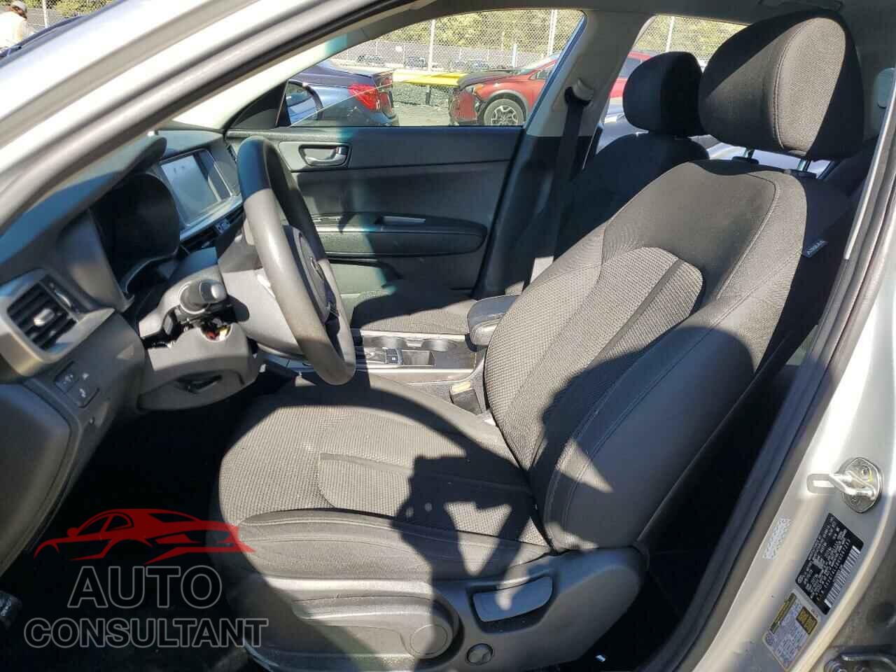 KIA OPTIMA 2019 - 5XXGT4L38KG367233