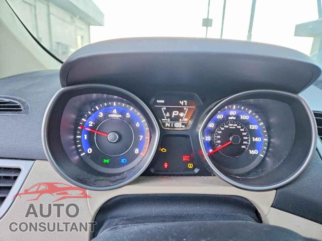 HYUNDAI ELANTRA 2015 - 5NPDH4AE9FH586348