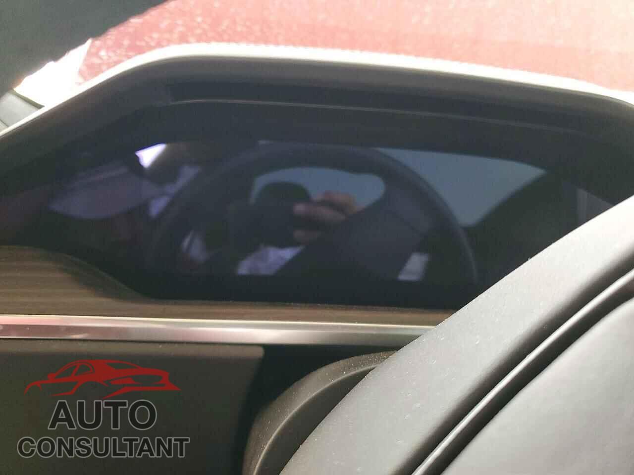 TESLA MODEL S 2023 - 5YJSA1E56PF530033