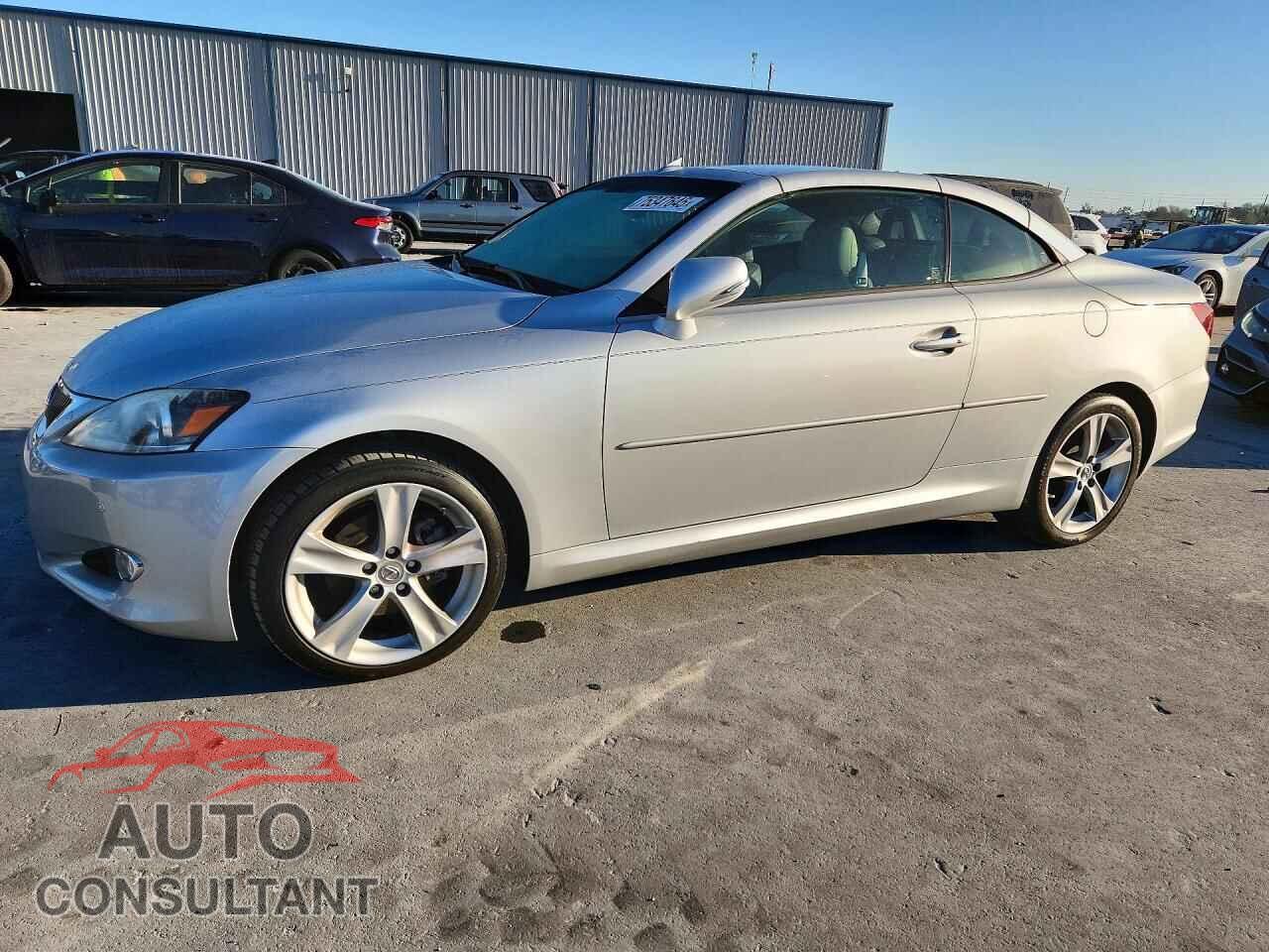 LEXUS IS 2012 - JTHFF2C29C2524384