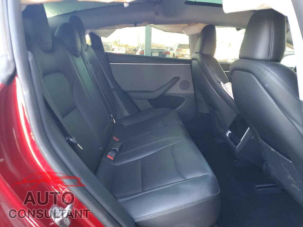 TESLA MODEL 3 2024 - 5YJ3E1EA6RF735392