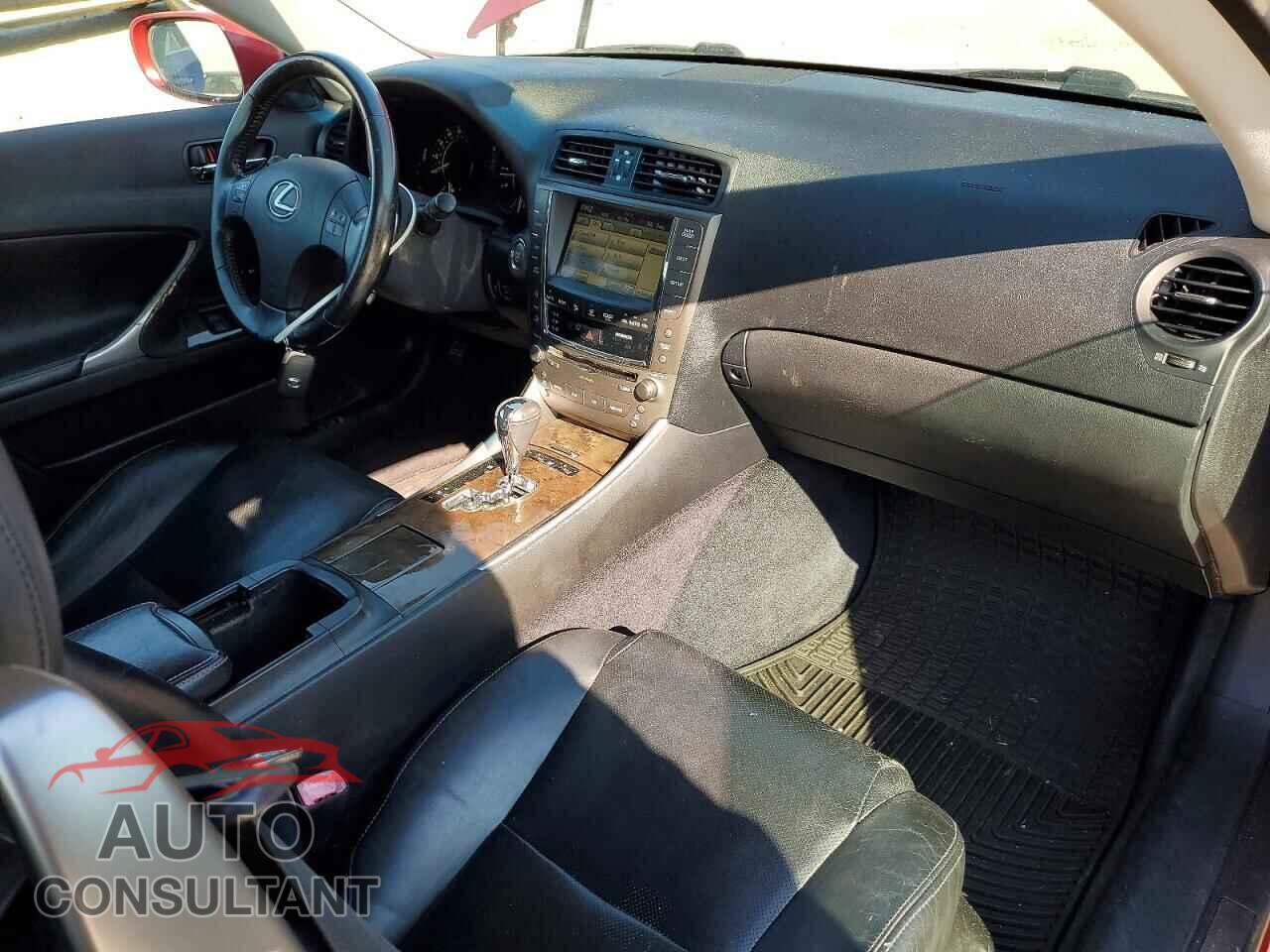 LEXUS IS 2010 - JTHFE2C23A2503823
