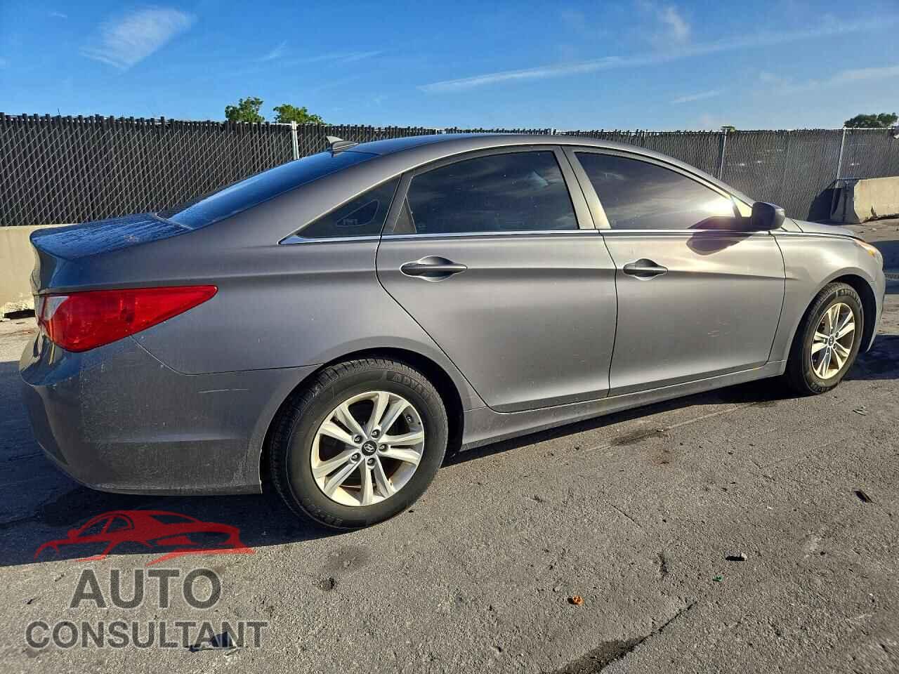 HYUNDAI SONATA 2012 - 5NPEB4AC5CH377818