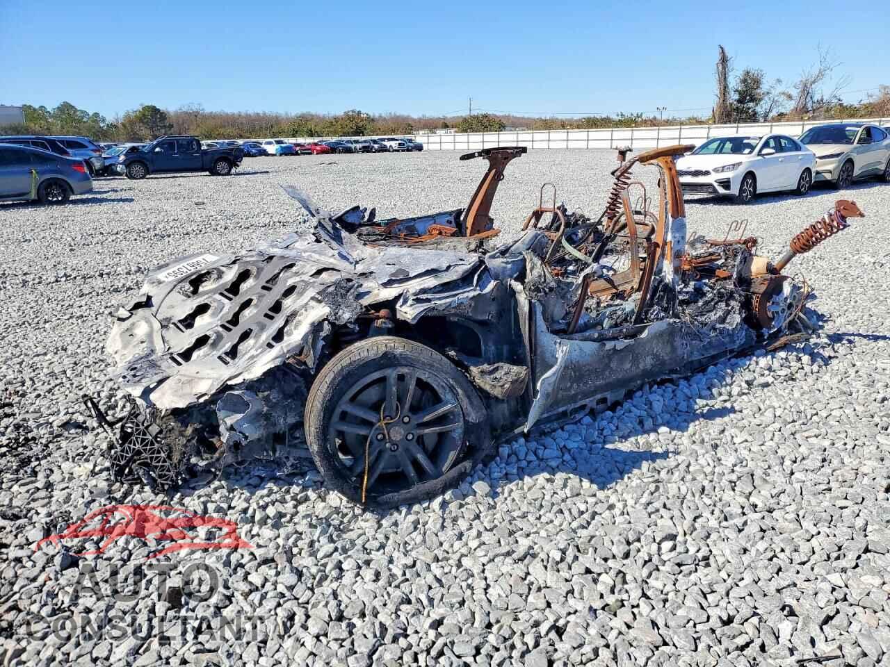 TESLA MODEL S 2015 - 5YJSA1H12FF082817