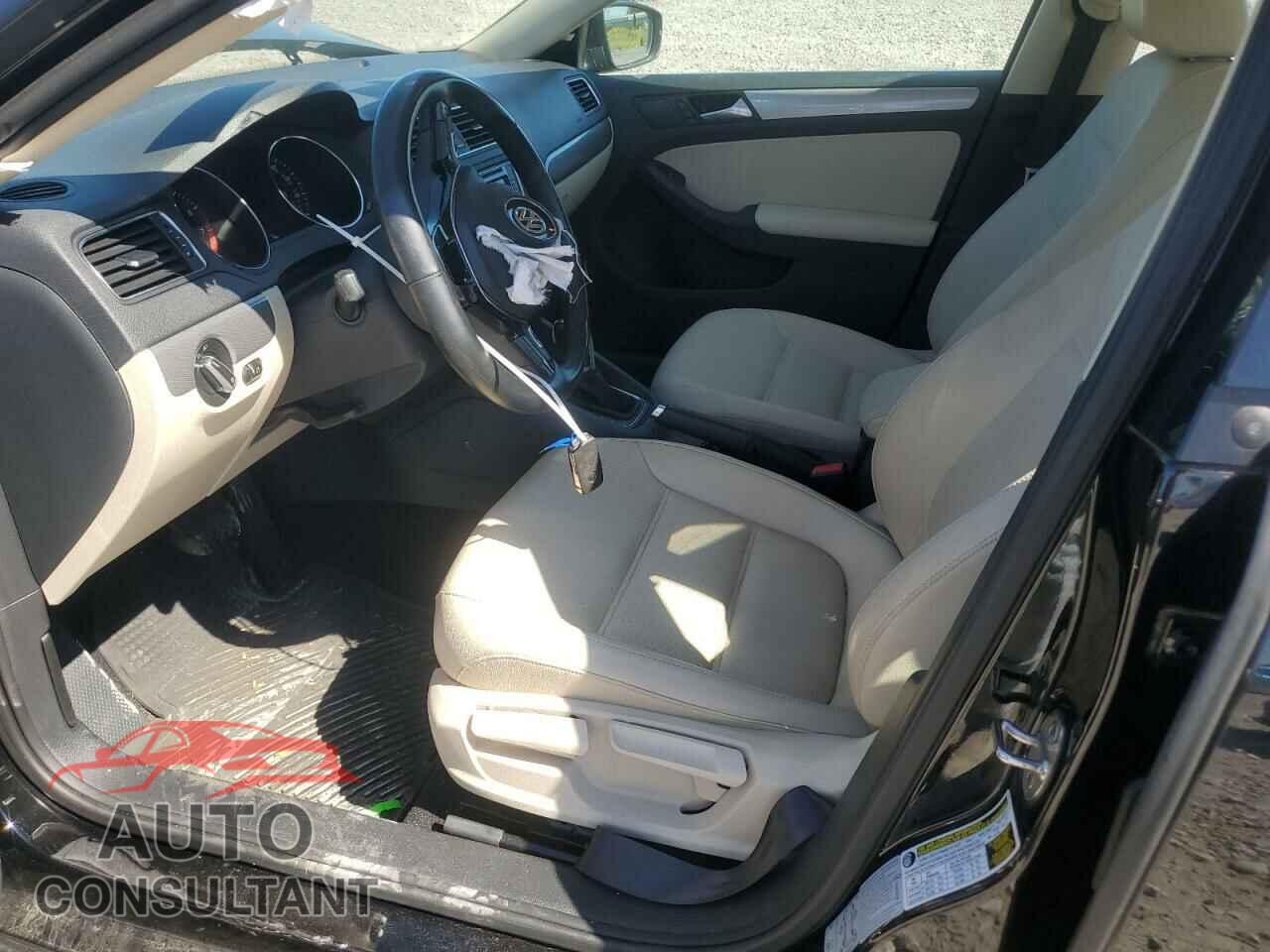 VOLKSWAGEN JETTA 2017 - 3VWDB7AJXHM201695