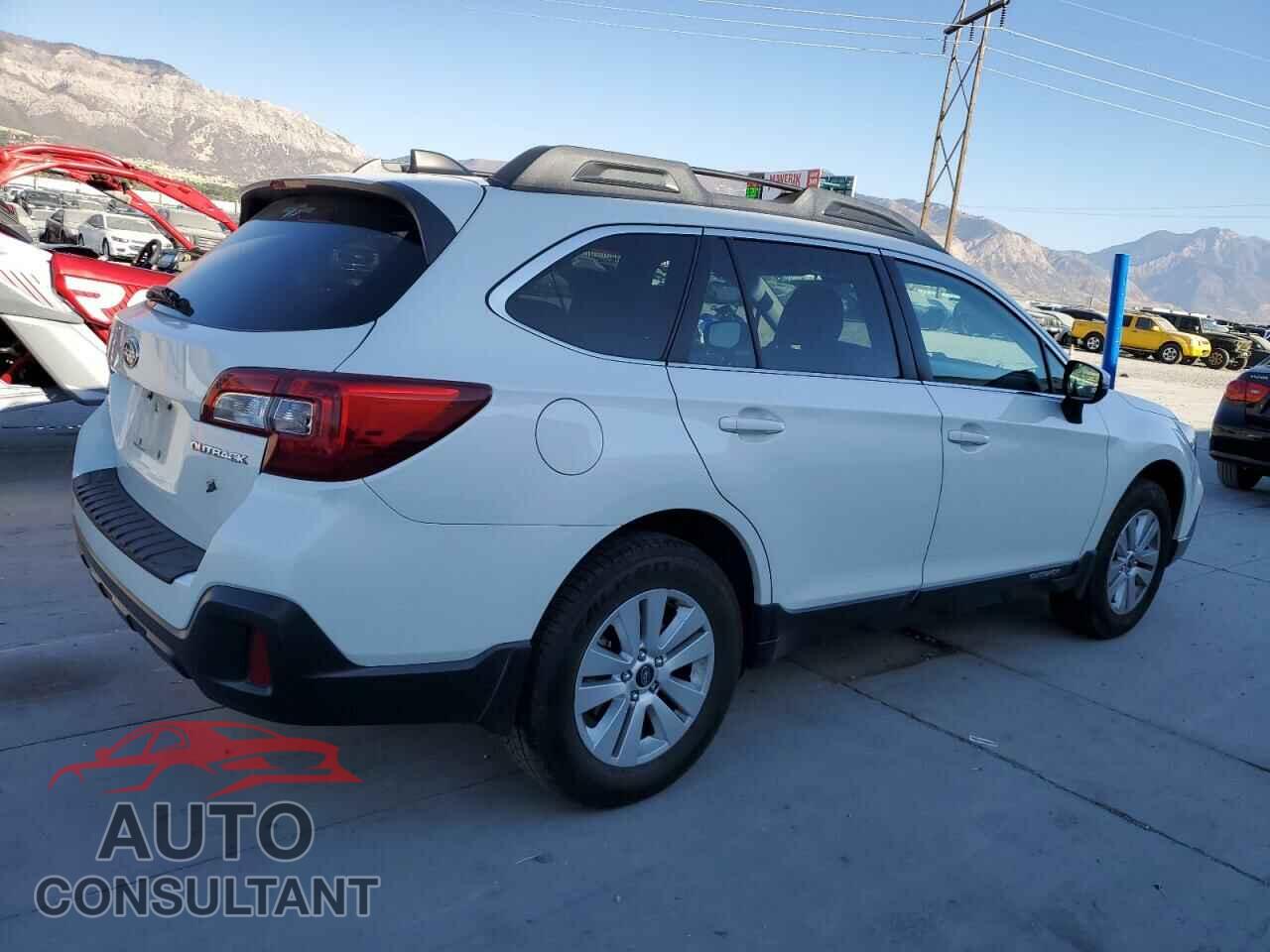 SUBARU OUTBACK 2018 - 4S4BSAFC3J3331483