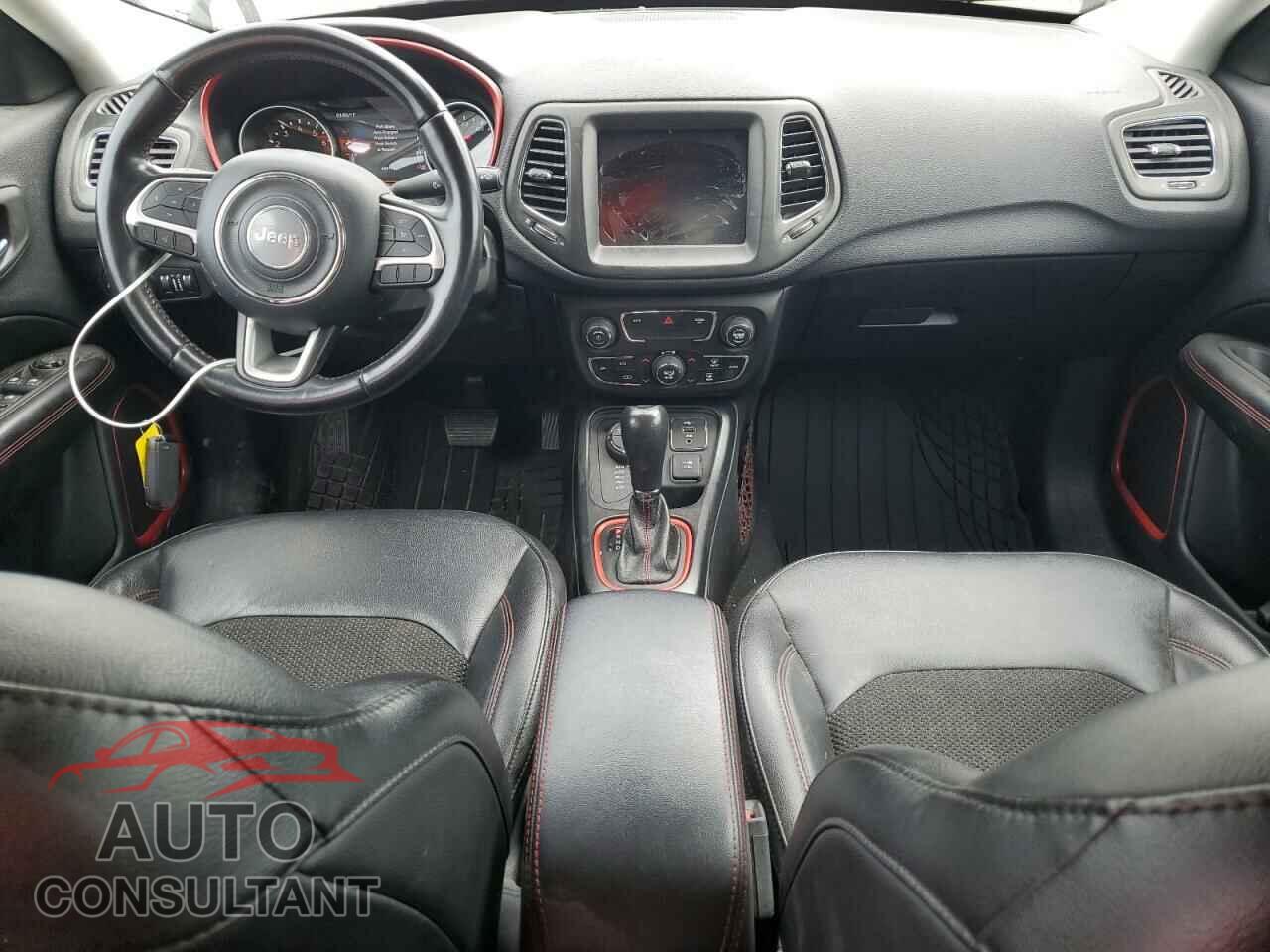 JEEP COMPASS 2020 - 3C4NJDDB1LT189304