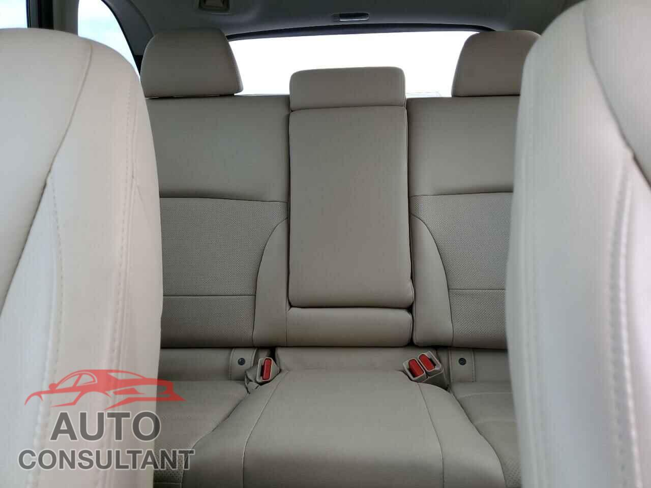 SUBARU OUTBACK 2017 - 4S4BSANC6H3273171