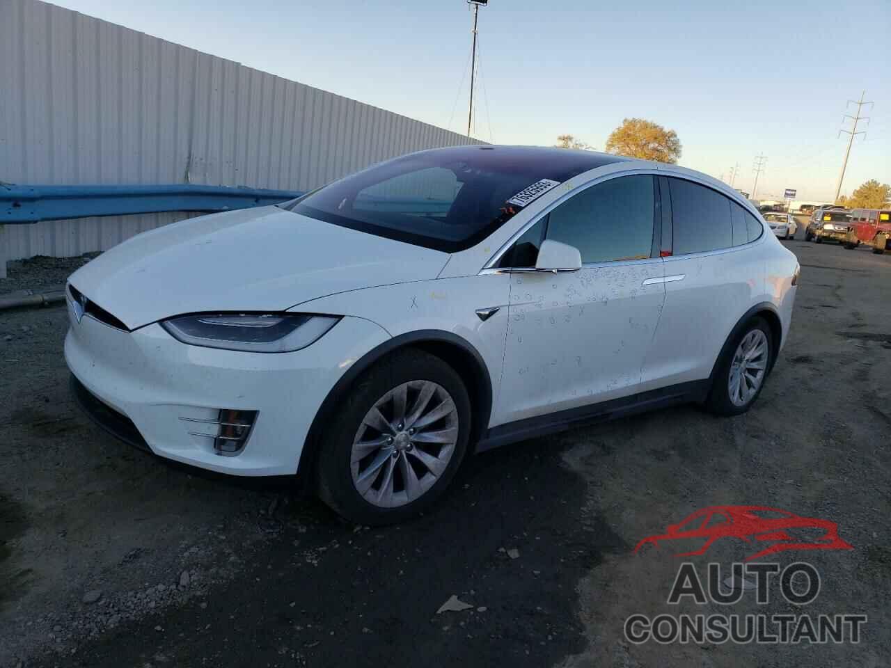 TESLA MODEL X 2018 - 5YJXCDE28JF119876